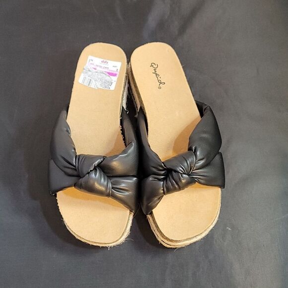 BRAND NEW QUPID CANCUN WOMEN'S PLASFORM SLIDE SANDALS - Picture 2 of 16